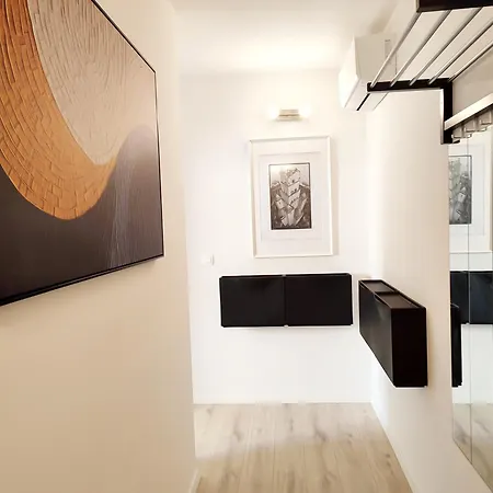 Center - With A Beautiful Terrace Apartament Pula