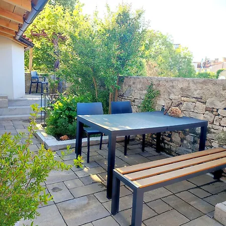 Center - With A Beautiful Terrace Apartment